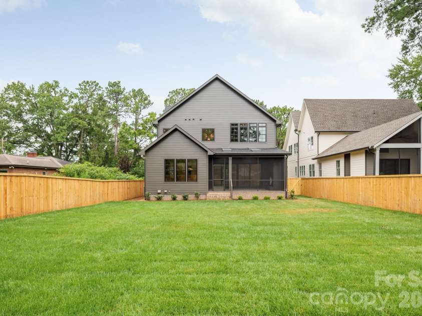 4413 Castleton Road, Charlotte, NC 28211.  MLS# CAR4373800, YatesRealty ID 24693. 