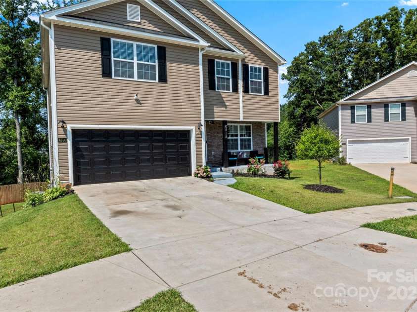 6814 Capstone Court, Rural Hall, NC 27045.  MLS# CAR4278713, YatesRealty ID 24694. 