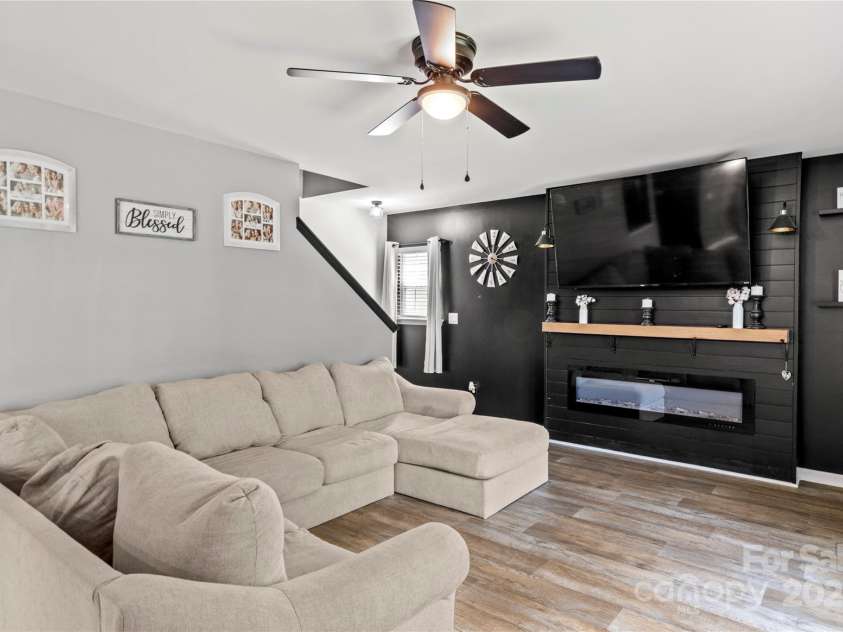 6814 Capstone Court, Rural Hall, NC 27045.  MLS# CAR4278713, YatesRealty ID 24694. 