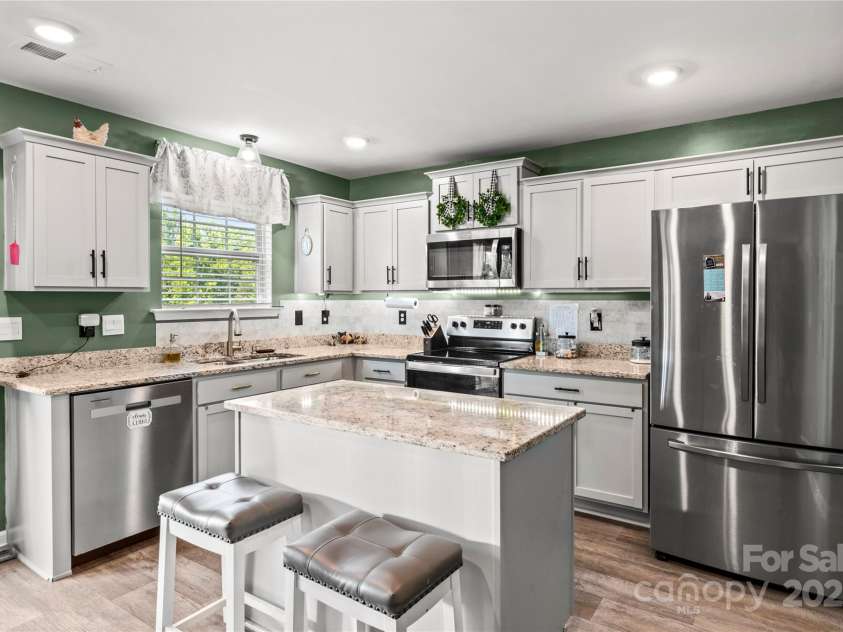 6814 Capstone Court, Rural Hall, NC 27045.  MLS# CAR4278713, YatesRealty ID 24694. 