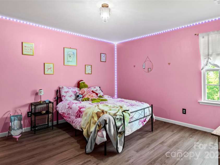 6814 Capstone Court, Rural Hall, NC 27045.  MLS# CAR4278713, YatesRealty ID 24694. 