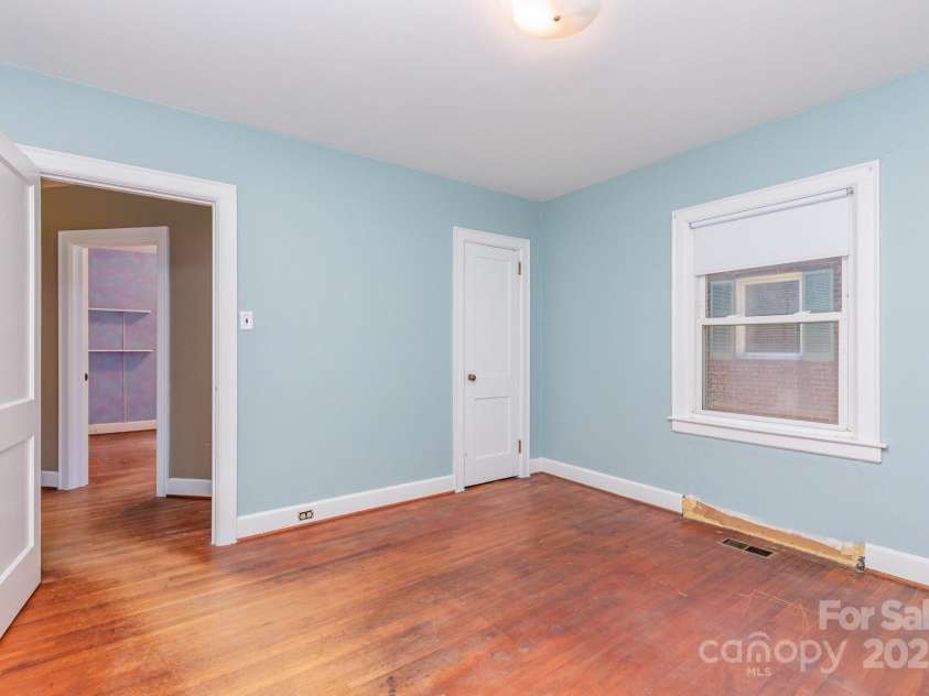 1701 Dilworth Road, Charlotte, NC 28203.  MLS# CAR4275878, YatesRealty ID 24695. Bedroom 3