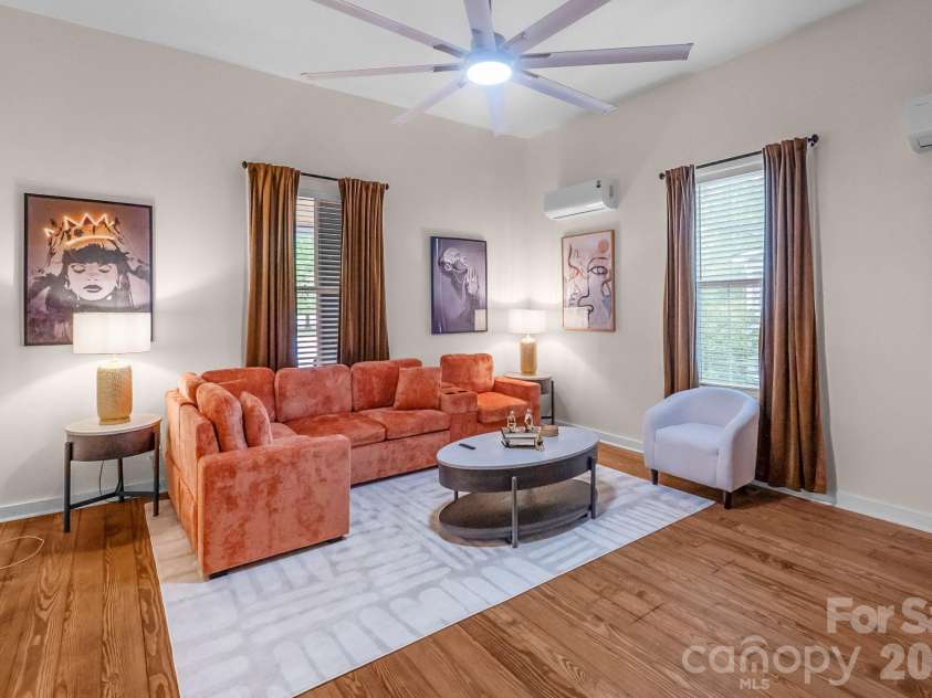 226 Huger Street, Cheraw, SC 29520.  MLS# CAR4374164, YatesRealty ID 24695. 