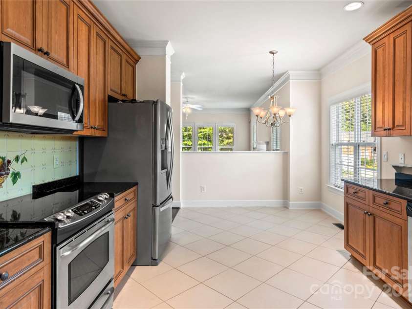 15 Bluff Ridge Court, Greensboro, NC 27455.  MLS# CAR4279471, YatesRealty ID 24696. 