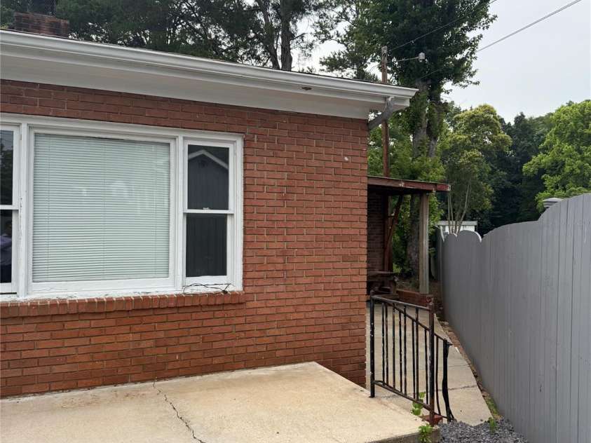 3166 Poplar Tent Road, Concord, NC 28027.  MLS# CAR4276042, YatesRealty ID 24697. 