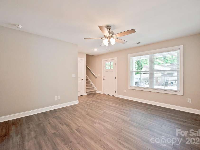 112 St Mary Avenue, Concord, NC 28025.  MLS# CAR4279576, YatesRealty ID 24698. 