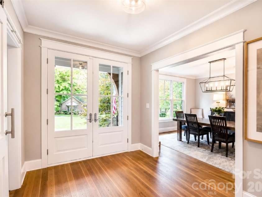 18616 Maplecroft Lake Lane, Davidson, NC 28036.  MLS# CAR4381769, YatesRealty ID 24698. 