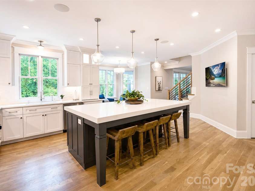 18616 Maplecroft Lake Lane, Davidson, NC 28036.  MLS# CAR4381769, YatesRealty ID 24698. 