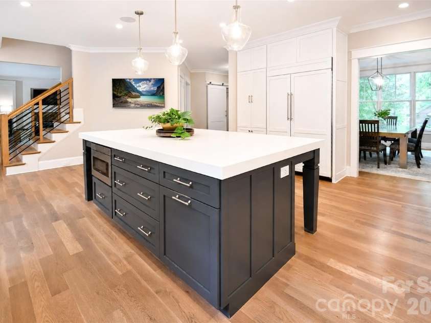 18616 Maplecroft Lake Lane, Davidson, NC 28036.  MLS# CAR4381769, YatesRealty ID 24698. 