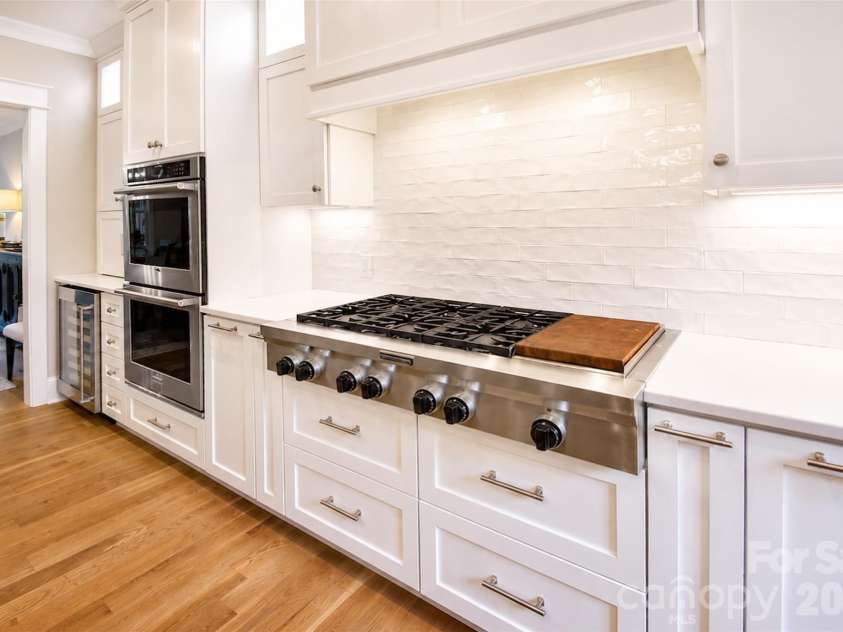 18616 Maplecroft Lake Lane, Davidson, NC 28036.  MLS# CAR4381769, YatesRealty ID 24698. 