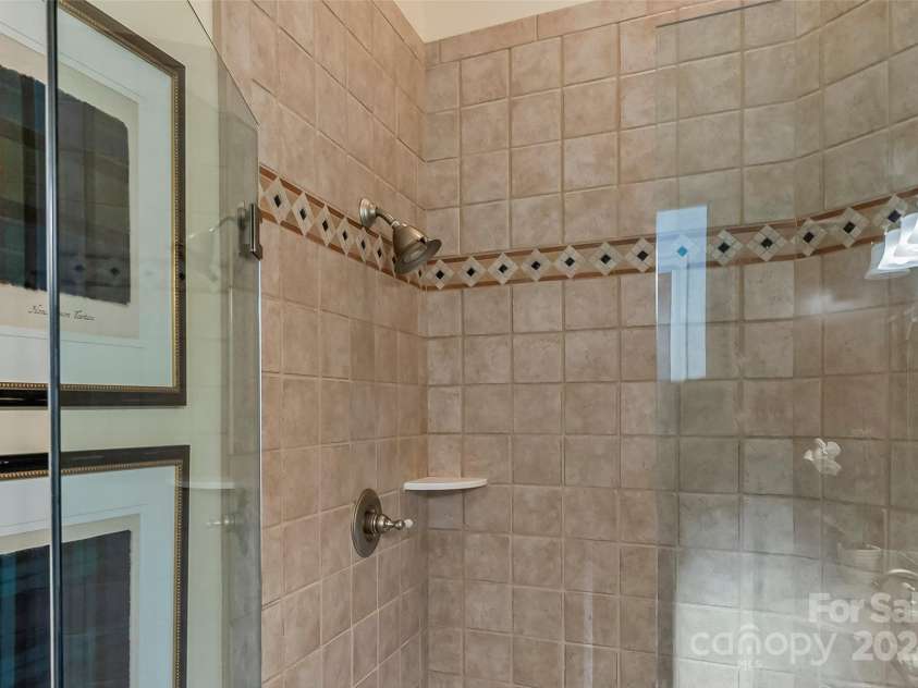 118 Union Street, Morganton, NC 28655.  MLS# CAR4193583, YatesRealty ID 247. 