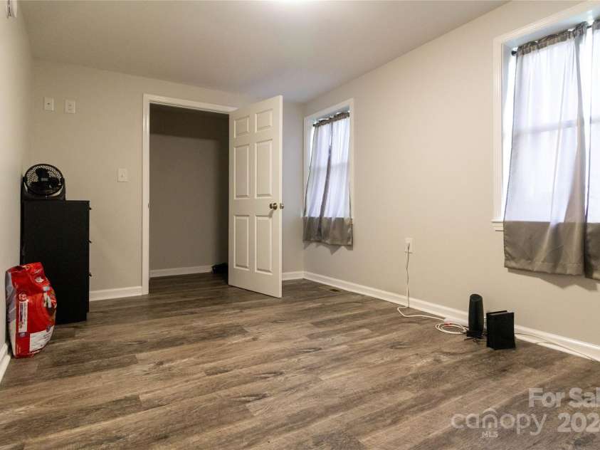 907 Bethlehem Road, Kings Mountain, NC 28086.  MLS# CAR4195798, YatesRealty ID 247. 