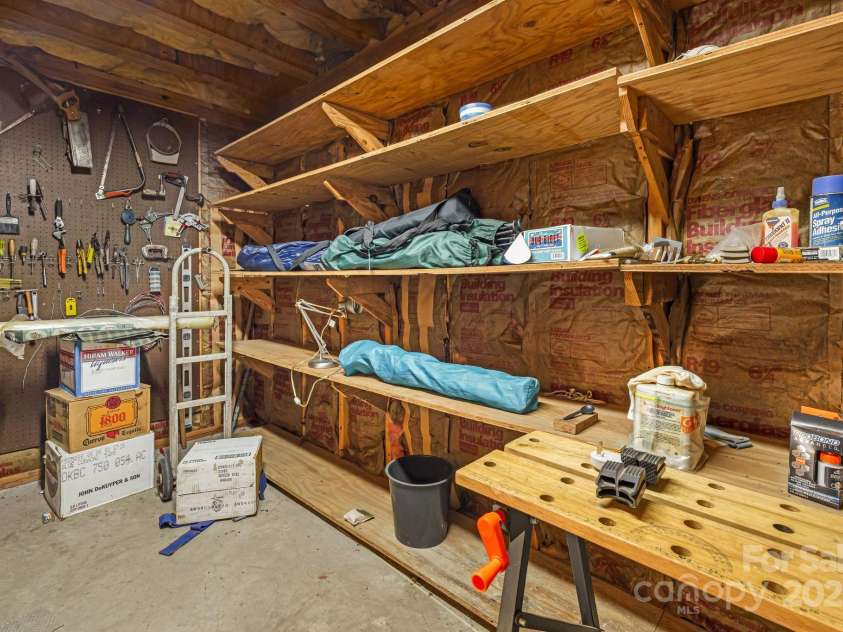 25 Westridge Court, Hendersonville, NC 28791.  MLS# CAR4279623, YatesRealty ID 24700. Workshop Room