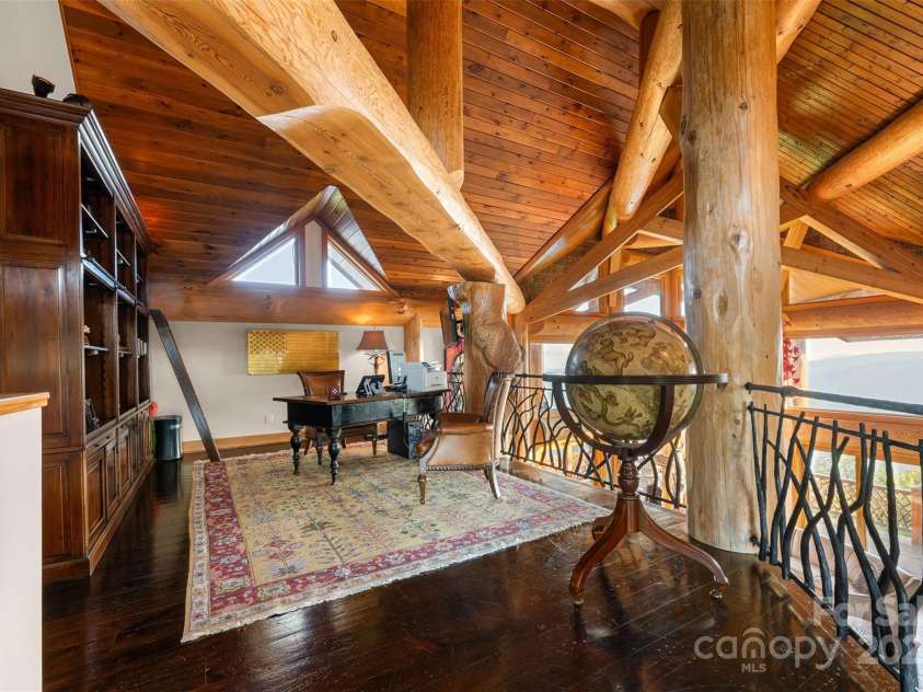 2910 Eagles Nest Trail, Banner Elk, NC 28604.  MLS# CAR4277103, YatesRealty ID 24702. 
