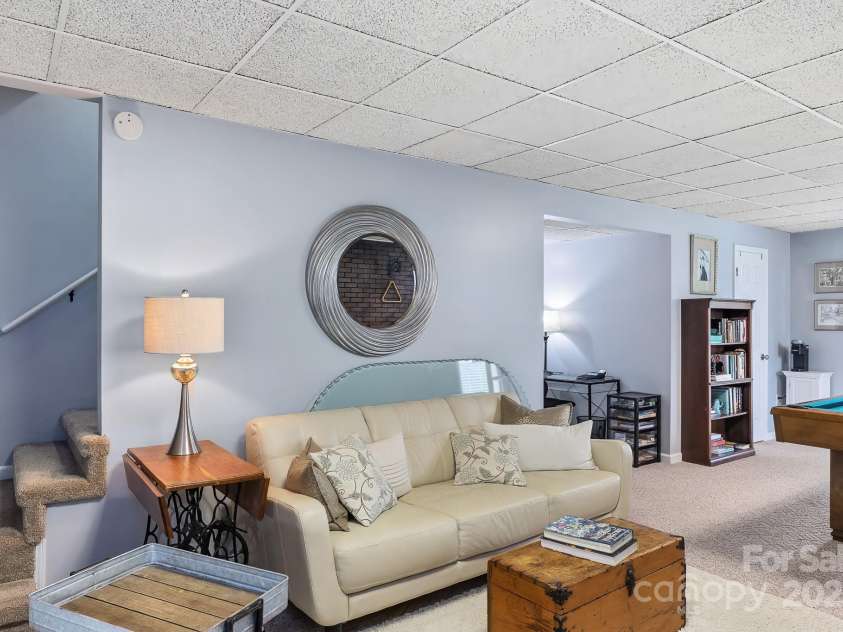 150 Lauren Lane, Franklin, NC 28734.  MLS# CAR4279200, YatesRealty ID 24703. 