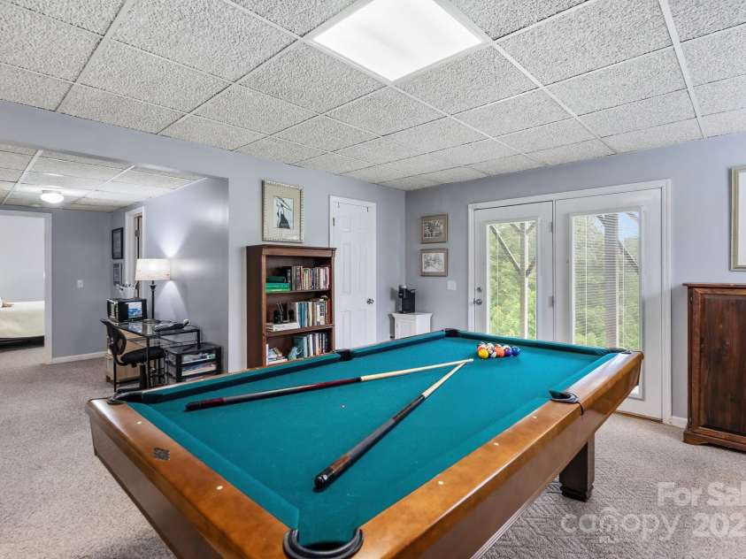 150 Lauren Lane, Franklin, NC 28734.  MLS# CAR4279200, YatesRealty ID 24703. 