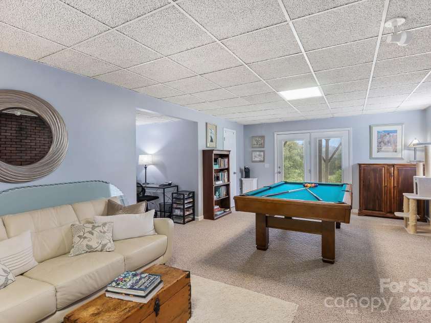 150 Lauren Lane, Franklin, NC 28734.  MLS# CAR4279200, YatesRealty ID 24703. 