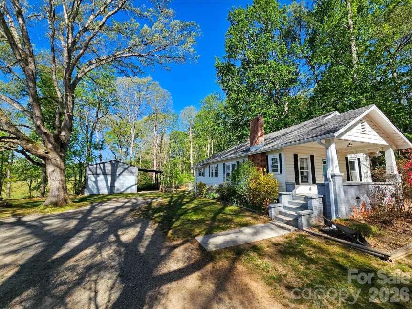 5185 Old Haywood Road, Mills River, NC 28759.  MLS# CAR4374387, YatesRealty ID 24703. 