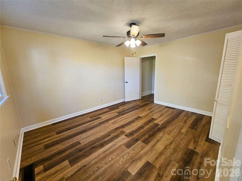 5185 Old Haywood Road, Mills River, NC 28759.  MLS# CAR4374387, YatesRealty ID 24703. 