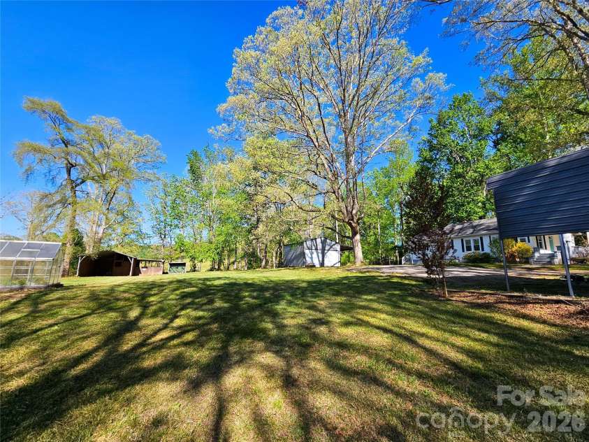 5185 Old Haywood Road, Mills River, NC 28759.  MLS# CAR4374387, YatesRealty ID 24703. 