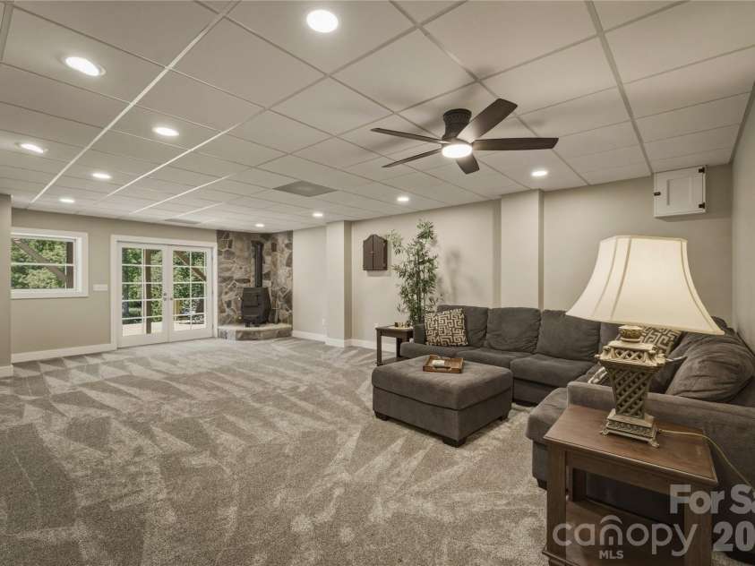 204 Constitution Drive, Morganton, NC 28655.  MLS# CAR4384509, YatesRealty ID 24704. 
