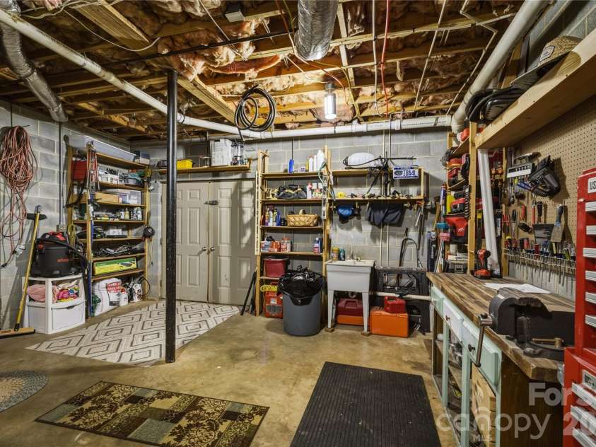 204 Constitution Drive, Morganton, NC 28655.  MLS# CAR4384509, YatesRealty ID 24704. 