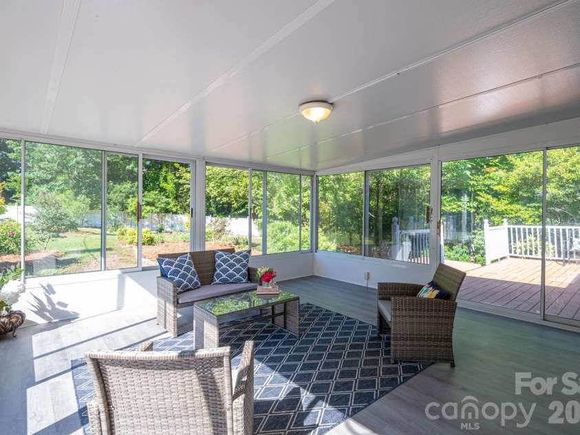 305 Heather Lane, Mount Holly, NC 28120.  MLS# CAR4383942, YatesRealty ID 24705. 