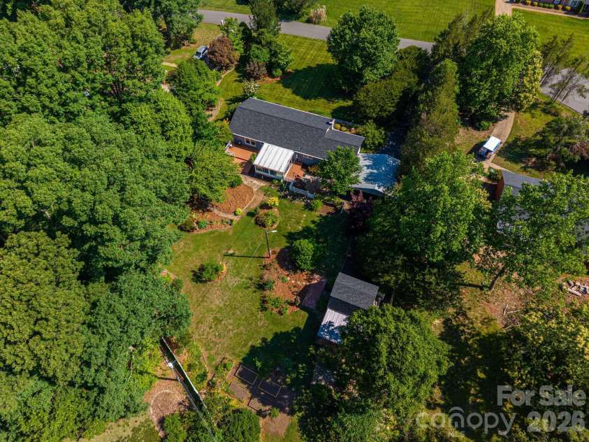 305 Heather Lane, Mount Holly, NC 28120.  MLS# CAR4383942, YatesRealty ID 24705. 