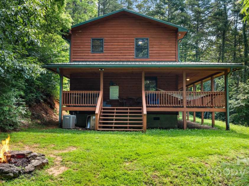 55 Kirkland Mountain Lane, Bryson City, NC 28713.  MLS# CAR4278740, YatesRealty ID 24705. 