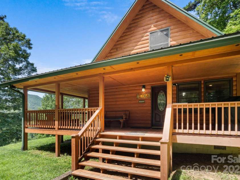 55 Kirkland Mountain Lane, Bryson City, NC 28713.  MLS# CAR4278740, YatesRealty ID 24705. 