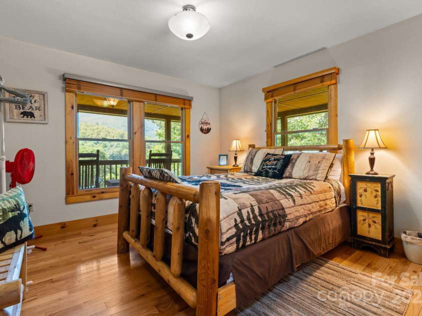 55 Kirkland Mountain Lane, Bryson City, NC 28713.  MLS# CAR4278740, YatesRealty ID 24705. 