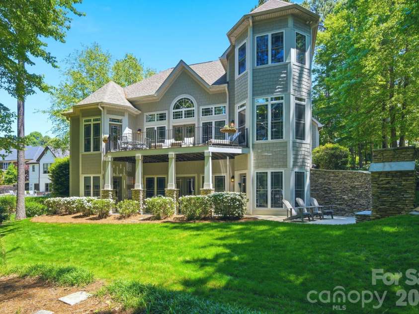 7592 Cottonwood Drive, Denver, NC 28037.  MLS# CAR4382286, YatesRealty ID 24706. 