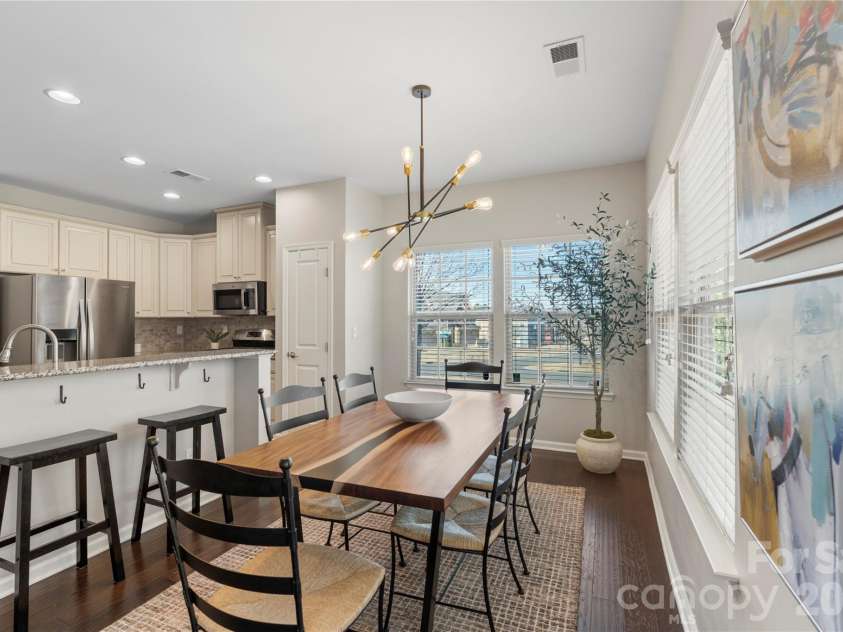 1845 Fleetwood Drive, Charlotte, NC 28208.  MLS# CAR4338541, YatesRealty ID 24707. 