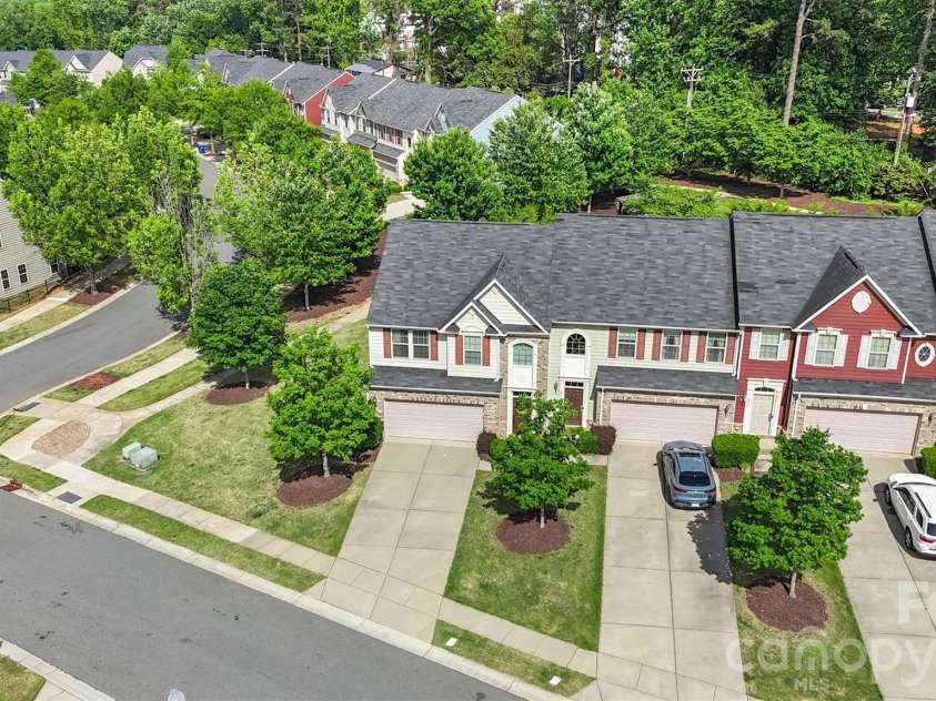 1845 Fleetwood Drive, Charlotte, NC 28208.  MLS# CAR4338541, YatesRealty ID 24707. 