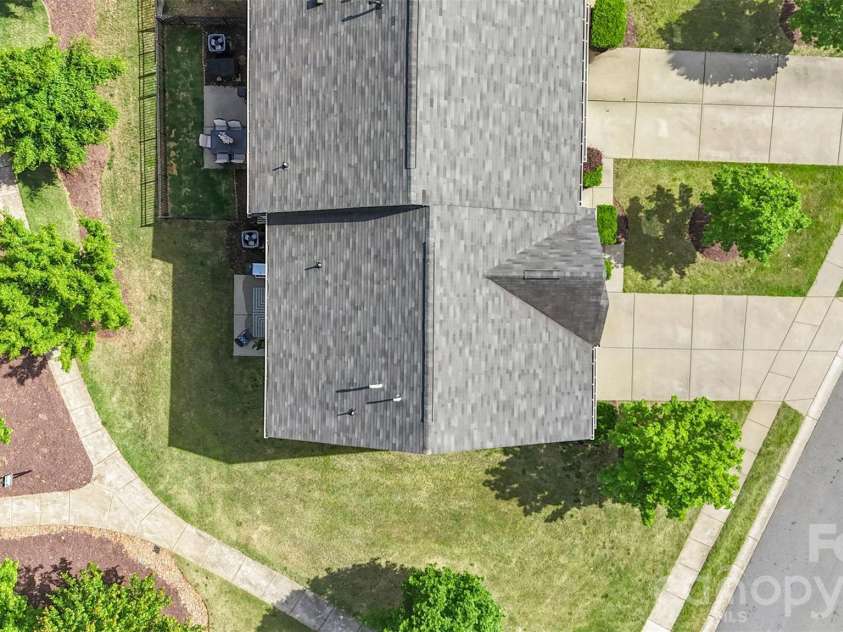 1845 Fleetwood Drive, Charlotte, NC 28208.  MLS# CAR4338541, YatesRealty ID 24707. 