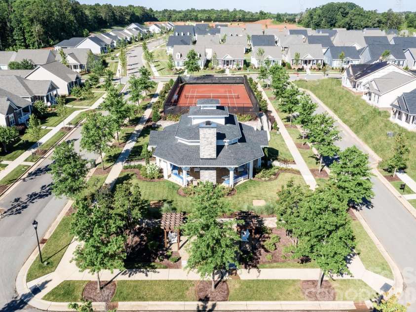 11642 Mount Argus Drive, Cornelius, NC 28031.  MLS# CAR4350521, YatesRealty ID 24708. Tennis court
