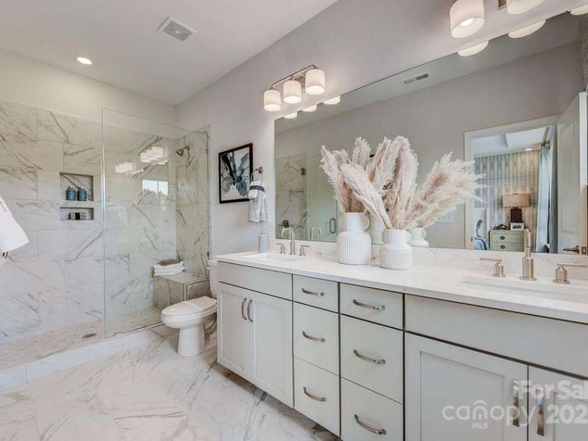 541 Annie Lowery Way, Davidson, NC 28036.  MLS# CAR4279641, YatesRealty ID 24708. REPRESENTATIVE PHOTO