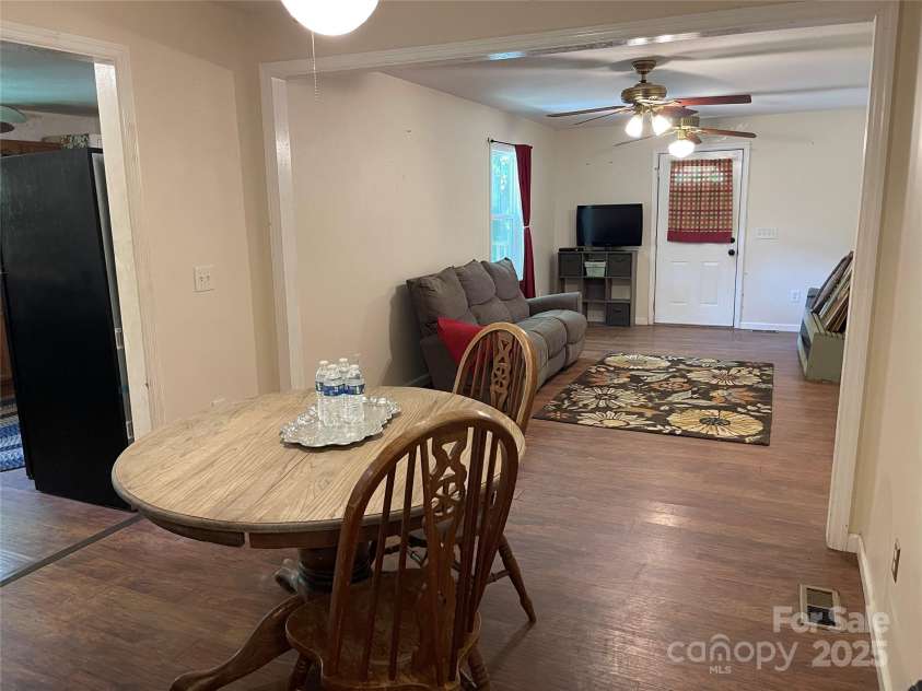 338 New Road, Robbinsville, NC 28771.  MLS# CAR4279701, YatesRealty ID 24709. 