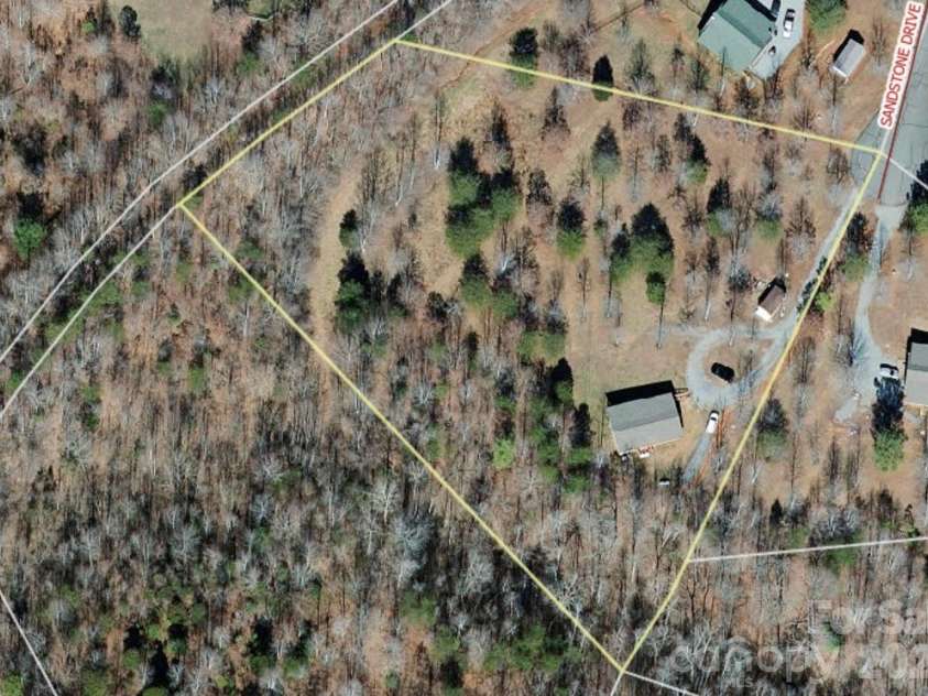 162 Sandstone Drive, Union Mills, NC 28167.  MLS# CAR4333271, YatesRealty ID 2471. 