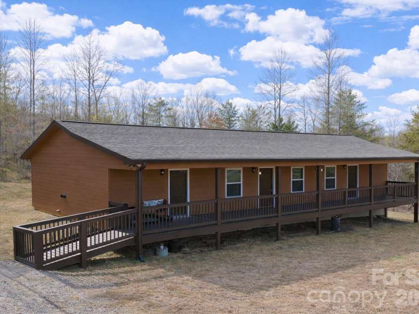 162 Sandstone Drive, Union Mills, NC 28167.  MLS# CAR4333271, YatesRealty ID 2471. 