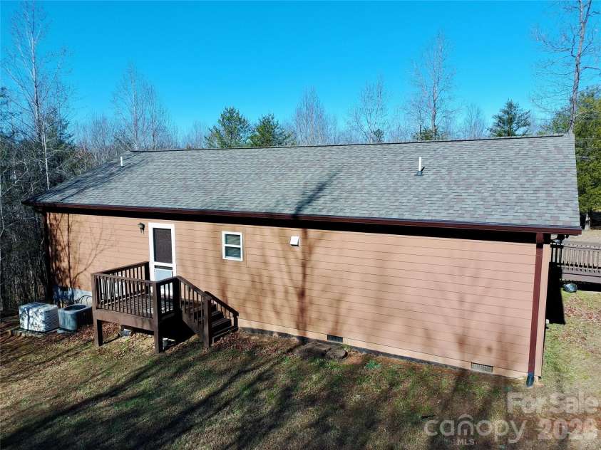 162 Sandstone Drive, Union Mills, NC 28167.  MLS# CAR4333271, YatesRealty ID 2471. 