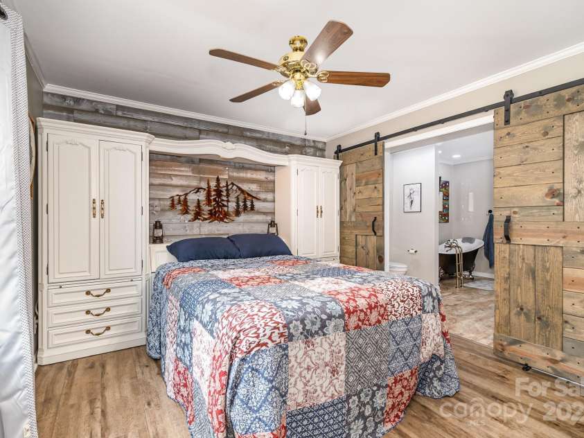 132 Eagle Drive, New London, NC 28127.  MLS# CAR4277228, YatesRealty ID 24710. 