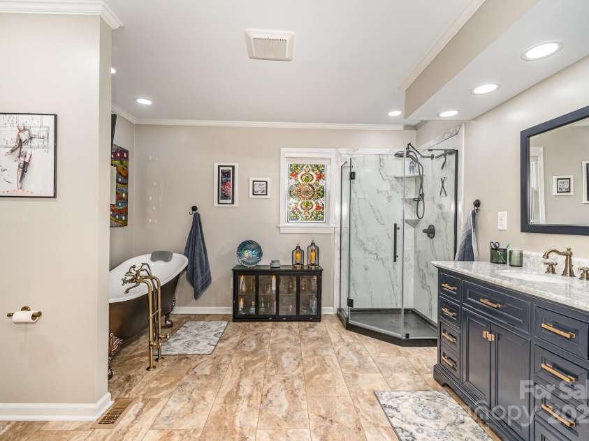 132 Eagle Drive, New London, NC 28127.  MLS# CAR4277228, YatesRealty ID 24710. 