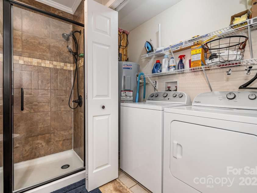 132 Eagle Drive, New London, NC 28127.  MLS# CAR4277228, YatesRealty ID 24710. 