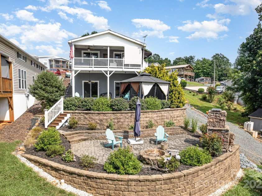 132 Eagle Drive, New London, NC 28127.  MLS# CAR4277228, YatesRealty ID 24710. 