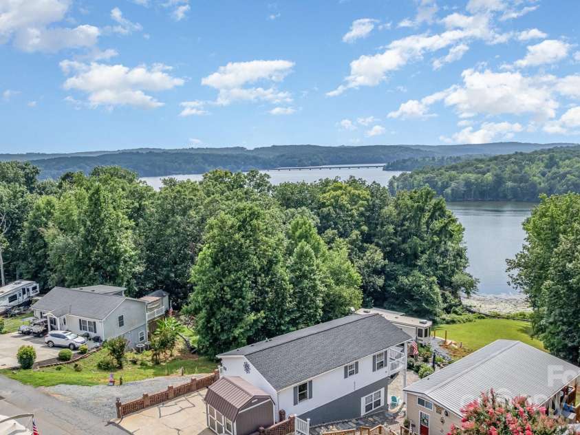 132 Eagle Drive, New London, NC 28127.  MLS# CAR4277228, YatesRealty ID 24710. 