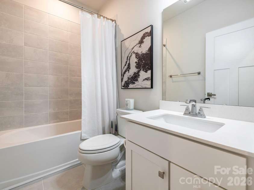 9420 Mallard Mills Drive, Charlotte, NC 28262.  MLS# CAR4377703, YatesRealty ID 24710. 