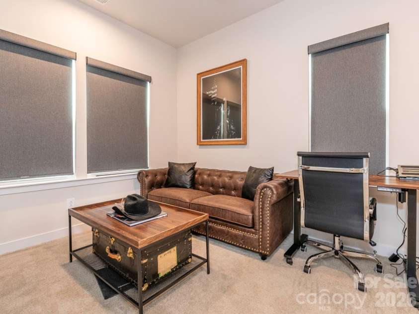 9420 Mallard Mills Drive, Charlotte, NC 28262.  MLS# CAR4377703, YatesRealty ID 24710. 