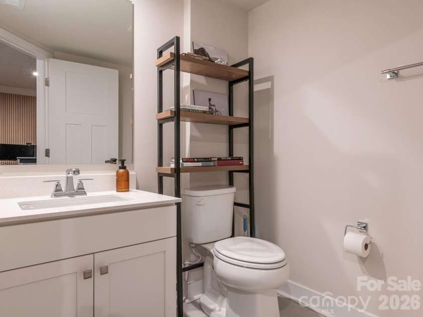 9420 Mallard Mills Drive, Charlotte, NC 28262.  MLS# CAR4377703, YatesRealty ID 24710. 