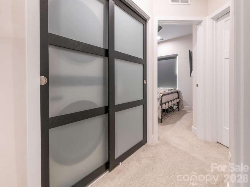 9420 Mallard Mills Drive, Charlotte, NC 28262.  MLS# CAR4377703, YatesRealty ID 24710. 